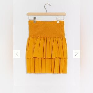 Anthropologie 	
BAILEE SMOCKED MINI SKIRT/TOP